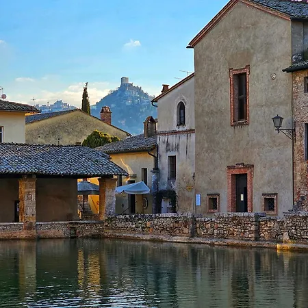 Manufacto Hébergement de vacances Petroio